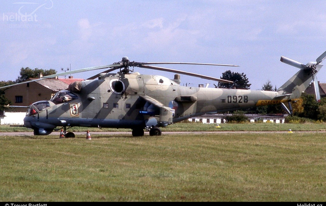 Foto vrtulníku 0928 - Mil Mi-24V Hind E